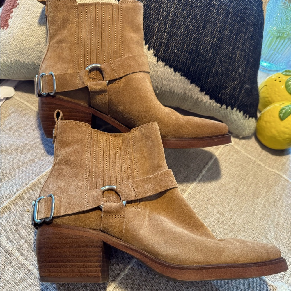 Sam Edelman Tan Bellamy Suede Short Cowboy Boot Size 9, worn once by me.